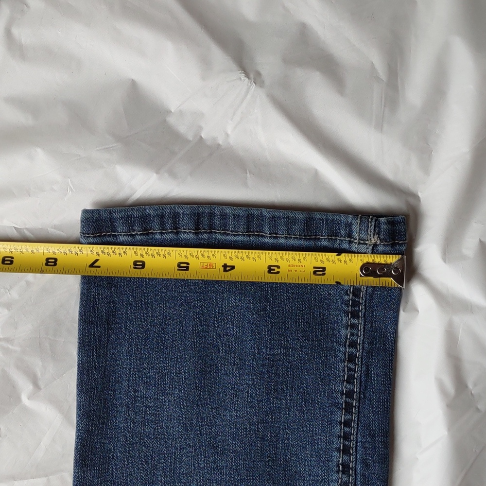 Maurices Slim Boot Jean, Size 6 - Picture 11 of 11